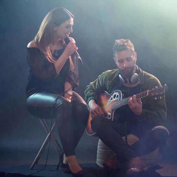 გერმანული ბანკის უფროსის ქართველი თანაშემწე და მისი მუსიკალური ბენდი გერმანული ბანკის უფროსის ქართველი თანაშემწე და მისი მუსიკალური ბენდი - Sputnik საქართველო