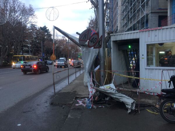 ДТП со скорой помощью в Тбилиси: пострадавшие распределены по больницам - Sputnik Грузия