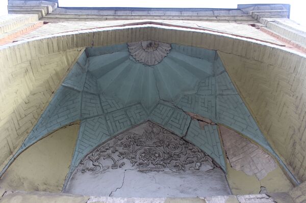 Прогулка по старому Тбилиси: что скрывает восточная жемчужина Сололаки - Sputnik Грузия