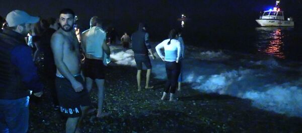 ნათლისღების ბანაობა ზამთრის ბათუმში - Sputnik საქართველო