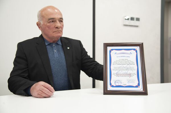 В честь олимпийского чемпиона из Грузии назвали вершину Кавказского Хребта В честь олимпийского чемпиона из Грузии назвали вершину Кавказского Хребта - Sputnik Грузия