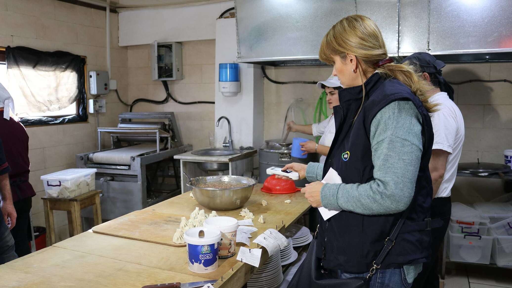 თბილისის ერთ-ერთი საჯარო სკოლის კვების ობიექტს საწარმოო პროცესი შეუჩერდა