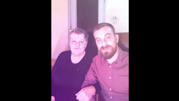 Грузинский дуэт мамы с сыном покорил Сеть душевной песней – видео - Sputnik Грузия