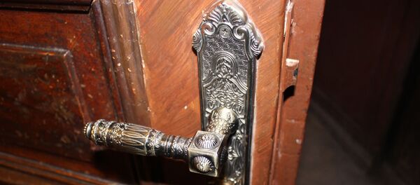 Замок этот словно намертво впаяли первые владельцы Замок этот словно намертво впаяли первые владельцы - Sputnik Грузия