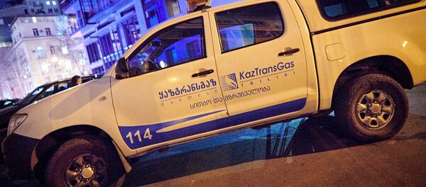 Взрыв газа на улице Пекина. Машина компании Казтрансгаз  - Sputnik Грузия