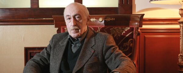 Режиссер Отар Давидович Иоселиани Режиссер Отар Давидович Иоселиани - Sputnik Грузия