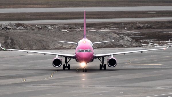 ავიაკომპანია  Wizz Air-ის თვითმფრინავი - Sputnik საქართველო