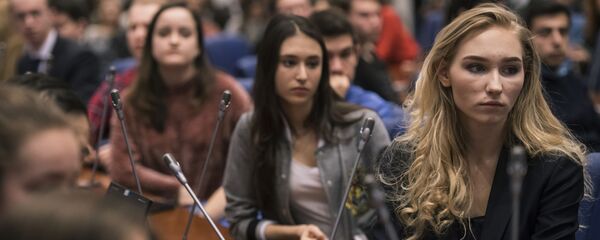 Студенты на открытой лекции Студенты на открытой лекции - Sputnik საქართველო