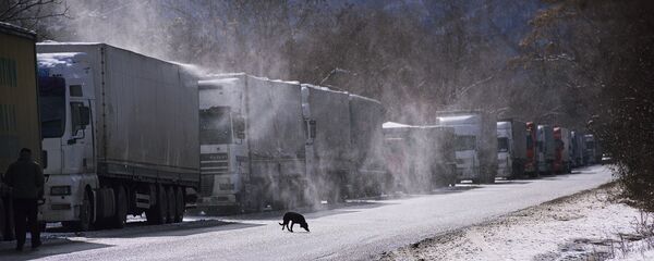 სატვირთოები საქართველოს სამხედრო გზაზე - Sputnik საქართველო