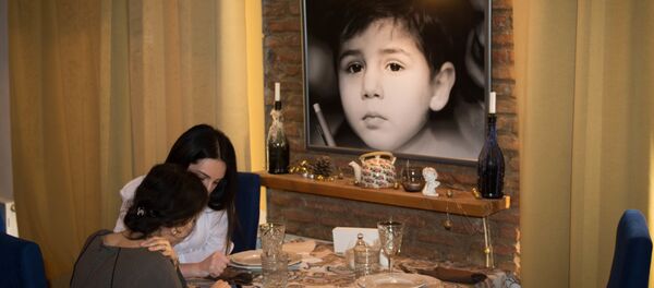 презентация фотовыставки «Здесь живет любовь» - Sputnik Грузия