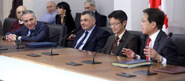 ქართულ და იაპონურ მხარეს შორის მემორანდუმის გაფორმება ქართულ და იაპონურ მხარეს შორის მემორანდუმის გაფორმება - Sputnik საქართველო