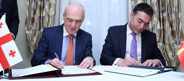 Главs МИД Грузии и Северной Македонии Давид Залкалиани и Никола Димитров - Sputnik Грузия