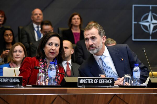 Маргарита Роблес - испанский юрист, судья и политик. Возглавила пост Министра обороны Испании с 7 июня 2018 года - Sputnik Грузия