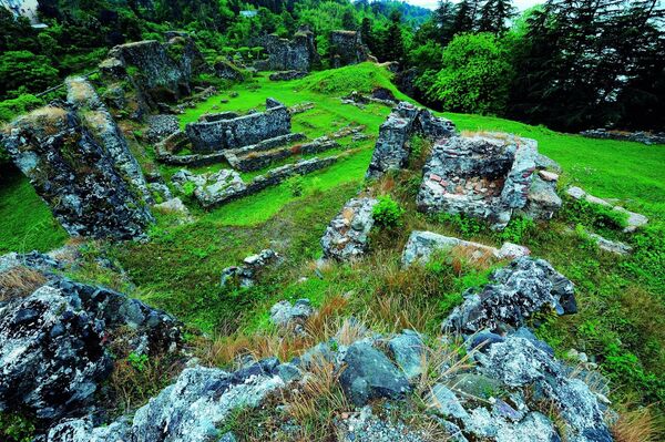 Топ-5 лучших мест в Грузии для незабываемого селфи Топ-5 лучших мест в Грузии для незабываемого селфи - Sputnik Грузия