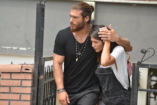 ჯანის და სანემის რეალური ცხოვრება: არის თუ არა წყვილი ერთად ჯანის და სანემის რეალური ცხოვრება: არის თუ არა წყვილი ერთად - Sputnik საქართველო