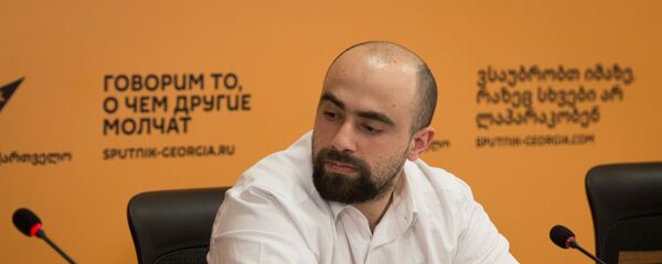 Политолог, лектор Тбилисского государственного университета им. Джавахишвили Арчил Сихарулидзе - Sputnik Грузия