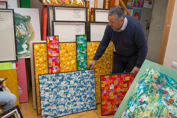 Грузинский художник-миротворец Леван Мосиашвили начинает Возрождение - Sputnik Грузия