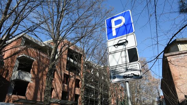 Платные парковки в столице Грузии - за и против - Sputnik Грузия