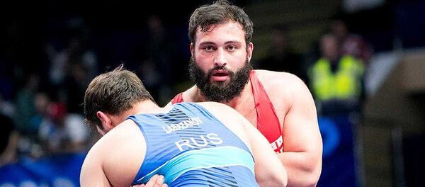 Грузинские борцы на молодежном чемпионате Европы в Сербии - Sputnik Грузия