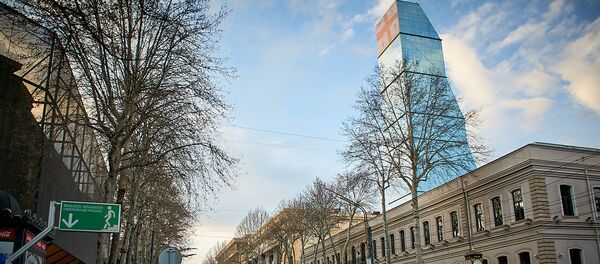 Вид на город Тбилиси. Отель Biltmore Tower - Sputnik Грузия
