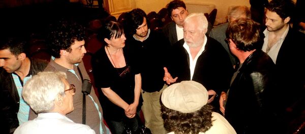 გოგი ქავთარაძესთან და კოლეგებთან ერთად გოგი ქავთარაძესთან და კოლეგებთან ერთად - Sputnik საქართველო