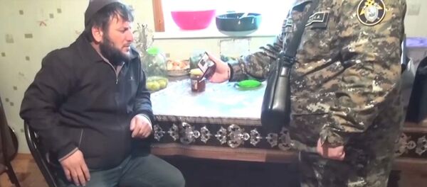 Обнародовано видео задержания подозреваемого во взрывах в московском метро - Sputnik Грузия