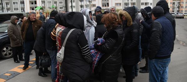 Акция протеста у жилого комплекса Дирси в столице Грузии Акция протеста у жилого комплекса Дирси в столице Грузии - Sputnik Грузия