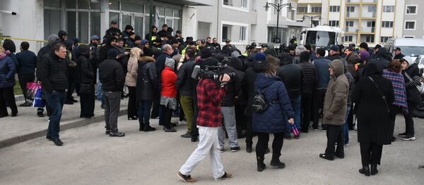 Акция протеста у жилого комплекса Дирси в столице Грузии - Sputnik Грузия