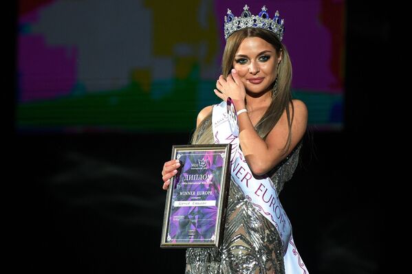 Обладательница титула Miss International Mini 2019 Europe Ксения Клевцова - Sputnik Грузия