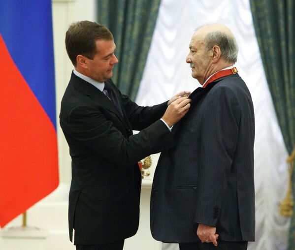 რუსეთის ყოფილმა პრეზიდენტმა დმიტრი მედვედევმა დანელია მამულის წინაში დამსახურების მეორე ხარისხის ორდენით დააჯილდოვა - Sputnik საქართველო