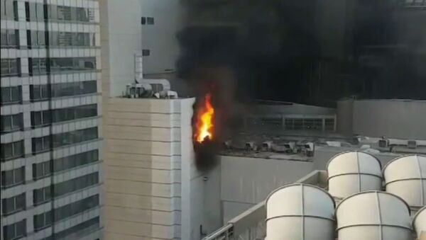 Крупный пожар в центре Бангкока - видео с места происшествия - Sputnik Грузия