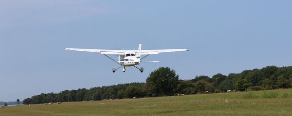 Маленький самолет Маленький самолет - Sputnik Грузия