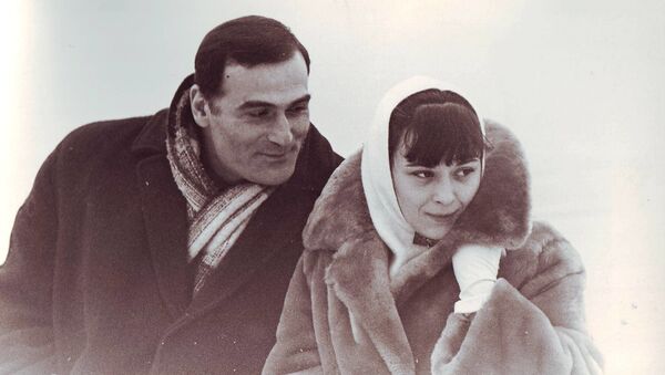 Кахи Кавсадзе и его супруга Белла Мирианашвили - Sputnik Грузия