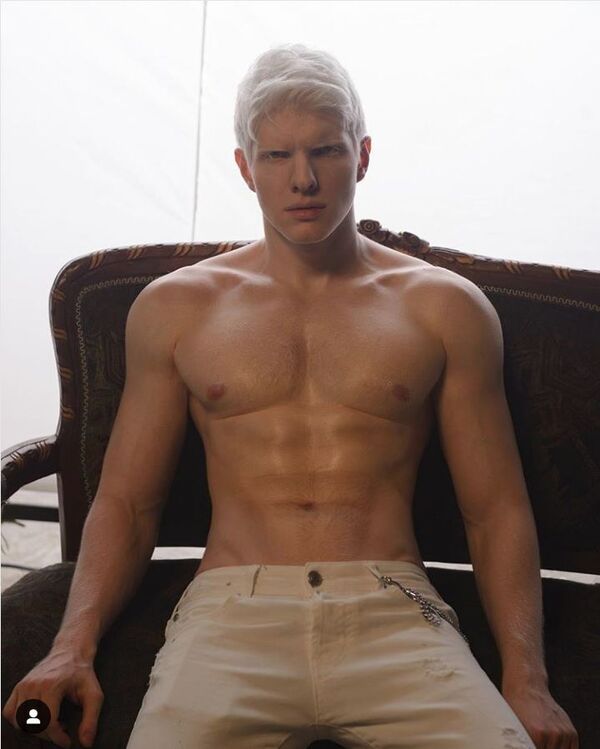 „ვგიჟდები შენს კუნთებზე“ – ბერას პიკანტურმა ფოტოებმა ინტერნეტი დაიპყრო „ვგიჟდები შენს კუნთებზე“ – ბერას პიკანტურმა ფოტოებმა ინტერნეტი დაიპყრო - Sputnik საქართველო