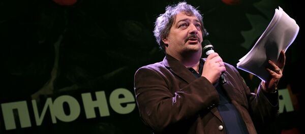 Писатель Дмитрий Быков - Sputnik Грузия