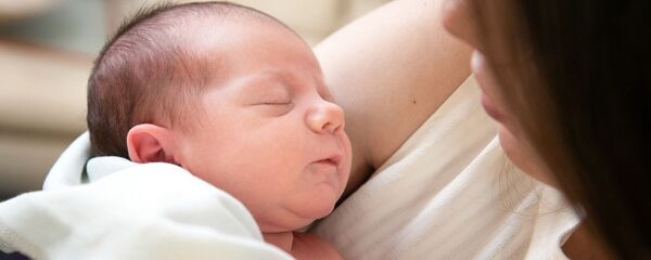 ახალშობილი დედასთან - Sputnik საქართველო