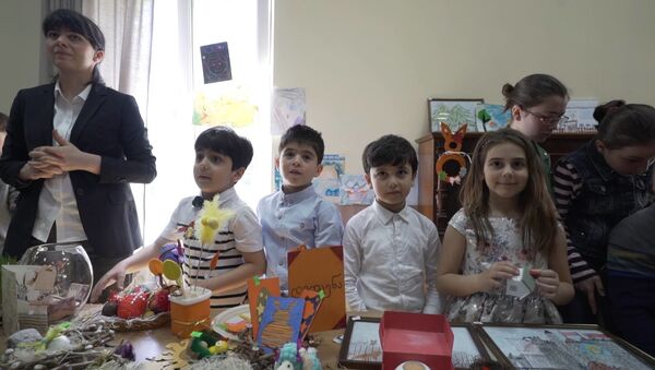 Тбилисские школьники объединились, чтобы помочь мальчику с непростой судьбой - Sputnik Грузия