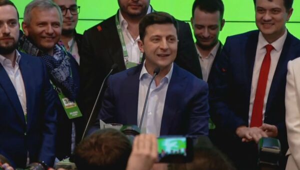 Мы сделали это вместе! - Зеленский выиграл президентские выборы - Sputnik Грузия