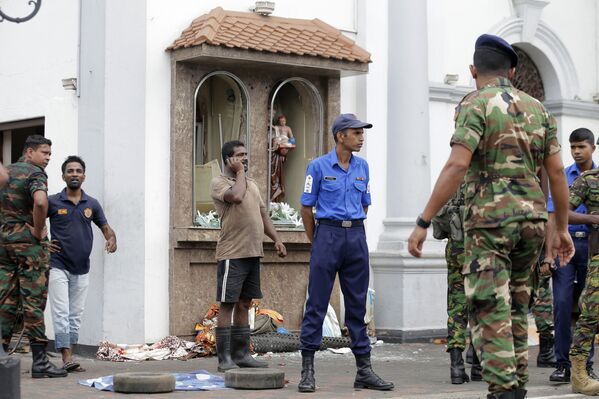 Полиция Шри-Ланки задержала 24 человека по подозрению в причастности к взрывами

 - Sputnik Грузия