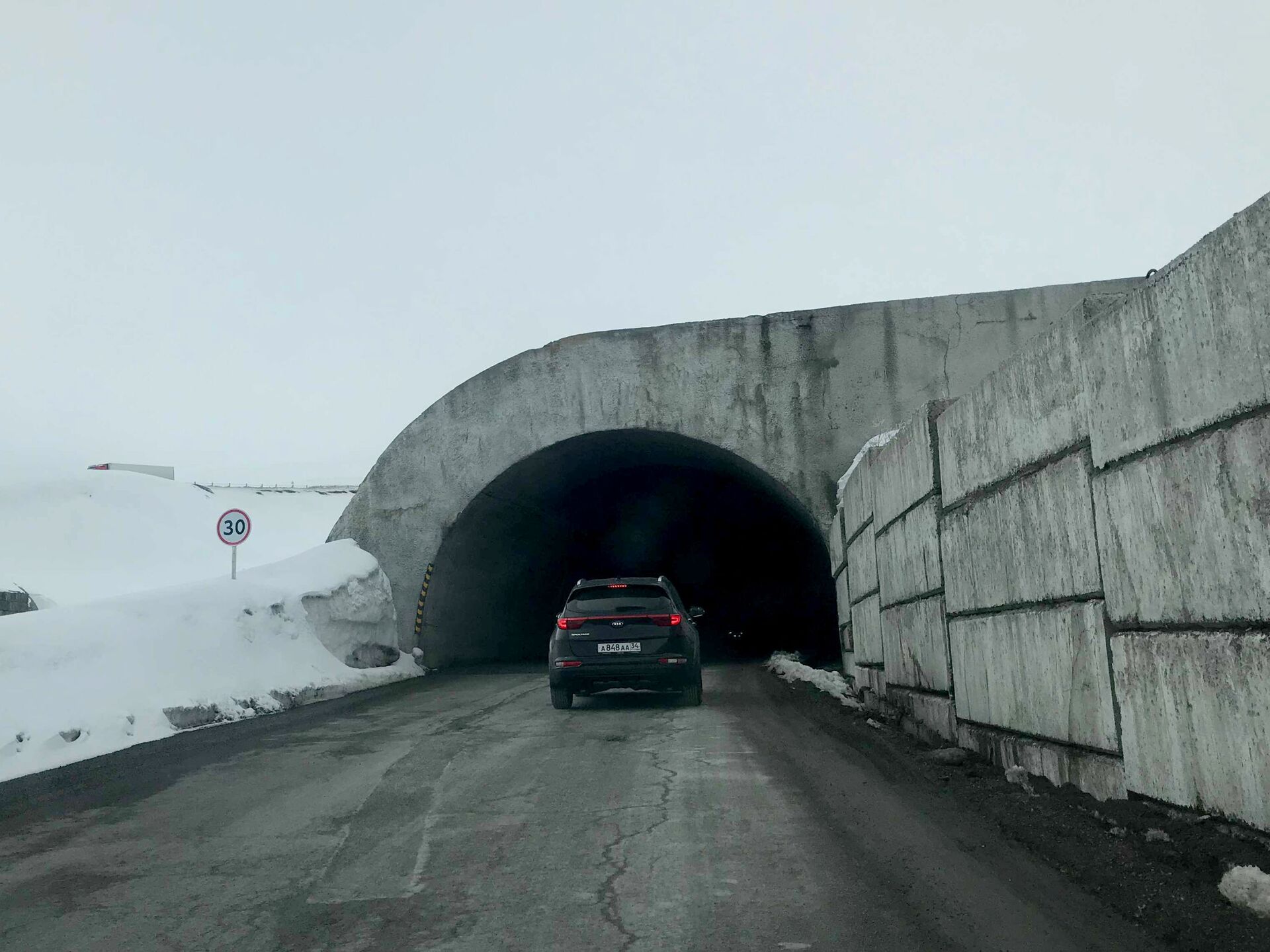 Ларс дорога открыта. Верхний Ларс тоннель. Туннель в Грузии Ларс. Дорога Гудаури верхний Ларс сейчас. Трасса Мцхета-Степанцминда-Ларс.