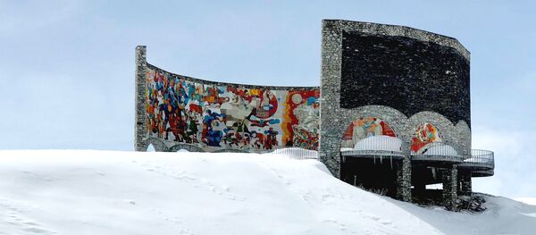 „სამხედრო გზაზე „სამხედრო გზაზე - Sputnik საქართველო