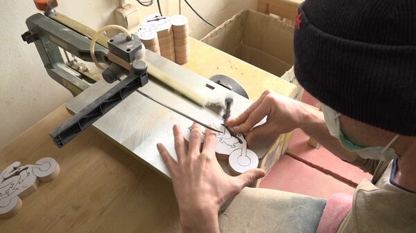 Ограниченные возможности и неограниченная фантазия: как в Тбилиси создают экоигрушки - Sputnik Грузия