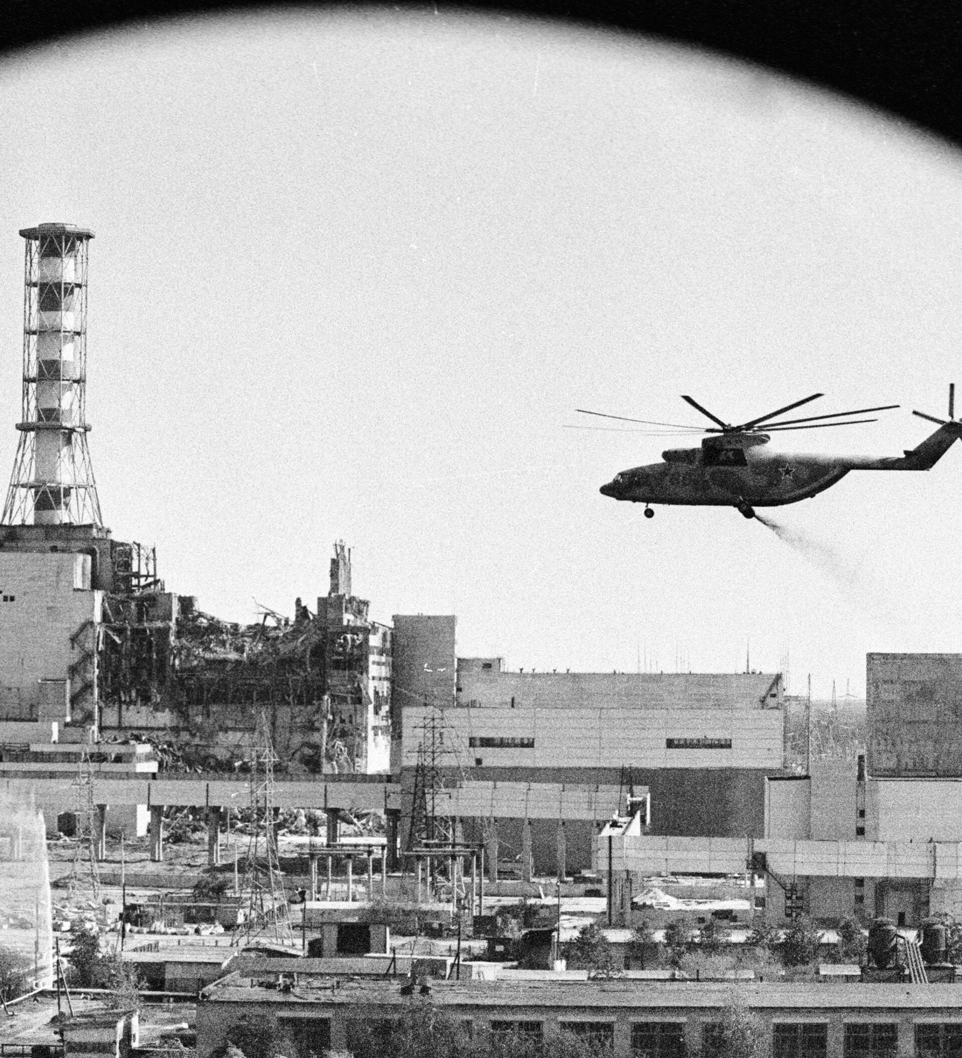 12 апреля 1986. Чернобыльская АЭС 1986. ЧАЭС 26.04.1986. ЧАЭС 1986 26 апреля. Чернобыль 25 04 1986.