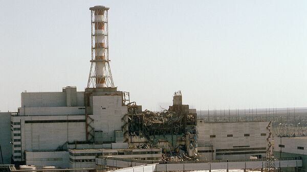  Вид на Чернобыльскую АЭС со стороны четвертого реактора, 1986 год - Sputnik Грузия