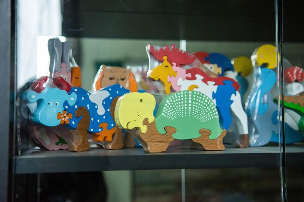 Ограниченные возможности и неограниченная фантазия: как в Тбилиси создают экоигрушки - Sputnik Грузия