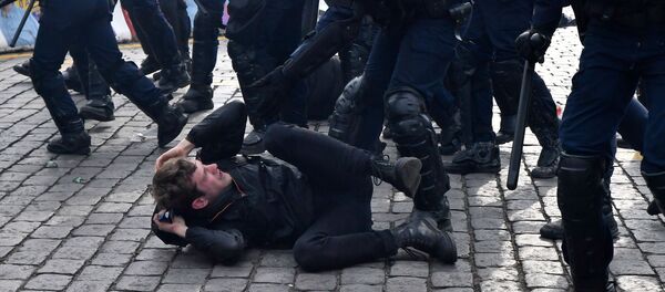 საპირველმაისო დემონსტრაციები საპირველმაისო დემონსტრაციები - Sputnik საქართველო