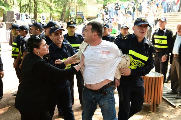 Тбилисский ажиотаж в День победы - куда идем? - Sputnik Грузия