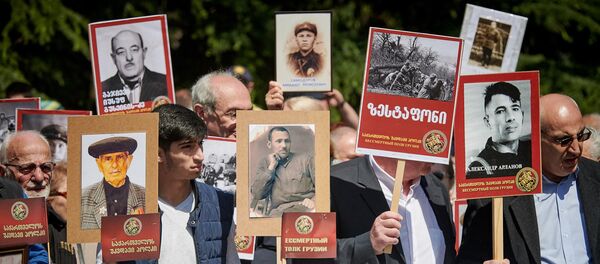Акция памяти Бессмертный полк в День Победы над фашизмом 9 Мая в столице Грузии - Sputnik Грузия