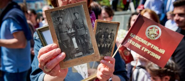 Акция памяти Бессмертный полк в День Победы над фашизмом 9 Мая в столице Грузии - Sputnik Грузия