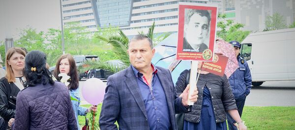 Акция памяти Бессмертный полк на батумской набережной - Sputnik Грузия